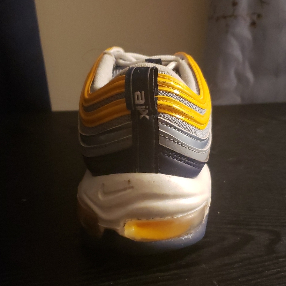 Air max x - Picture 3 of 3